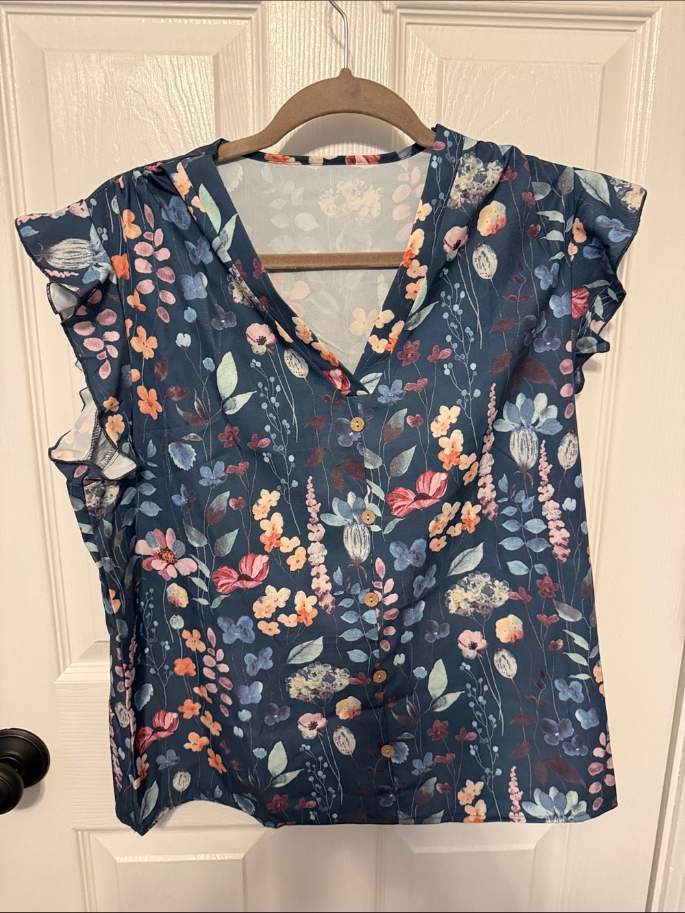 Floral Navy V-Neck Button Front Cap Sleeve Top